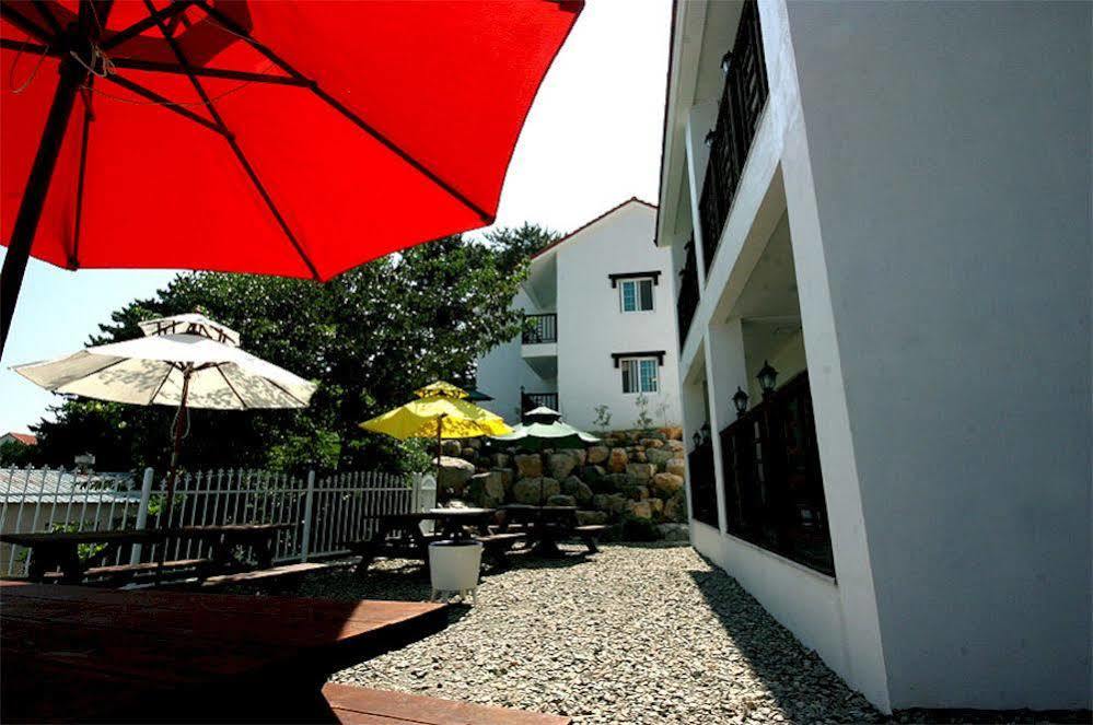 Ever Green Pension Geoje Exterior foto